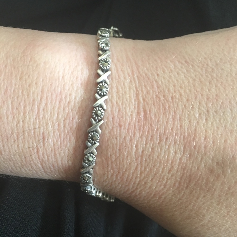 Silver XO bracelet